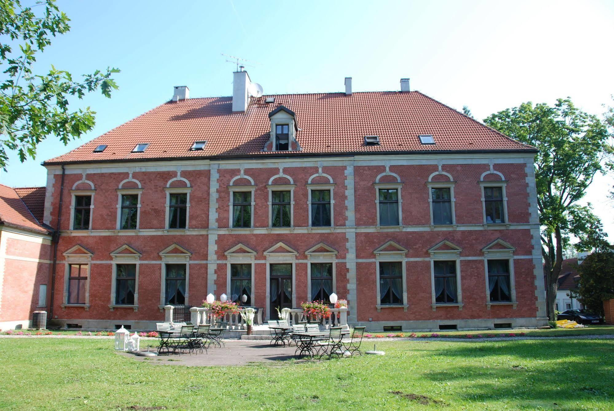 Lezno Palace Dış mekan fotoğraf